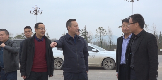 南郑区委副书记代区长王志伟检查2022年汉中旅游文化节主会场筹备工作