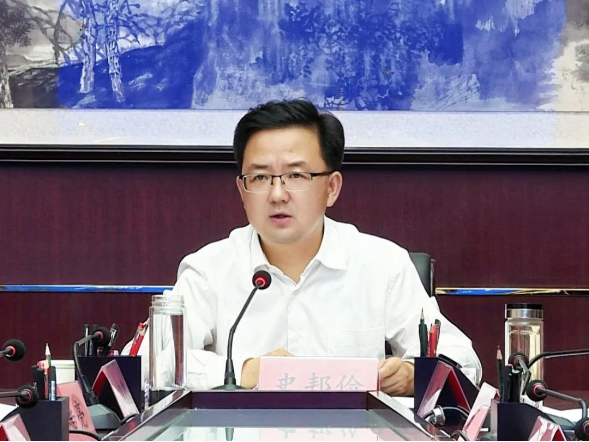 留坝县召开"四美共建"暨城区"四改一拆一通一落地"第17次调度会_汉中