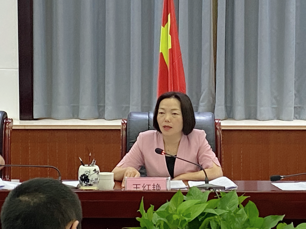 副市长王红艳对筹备工作给予充分肯定,并提出三点要求:第六届丝绸之路